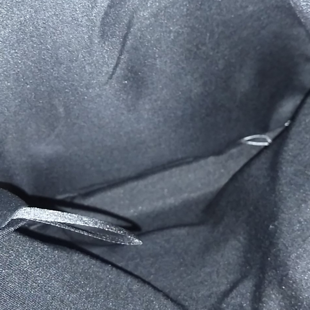 Kenneth Cole - Picture 2 of 3